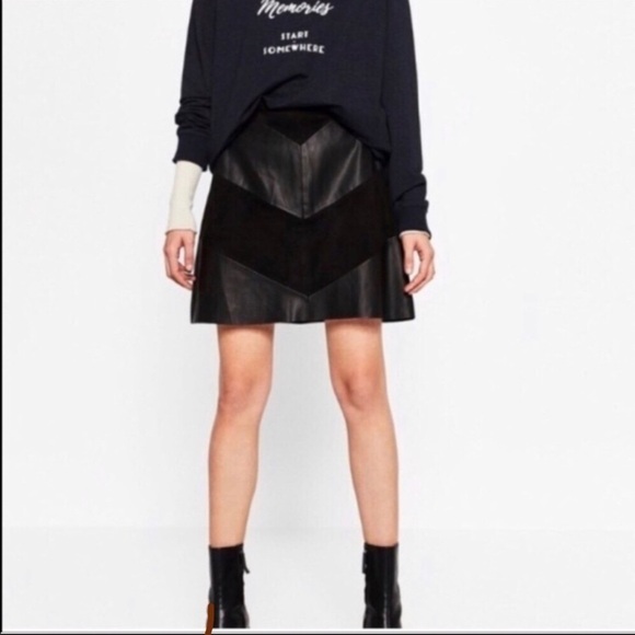 ZARA Vegan Faux Suede/leather Mini Skirt Black Medium - Picture 1 of 3
